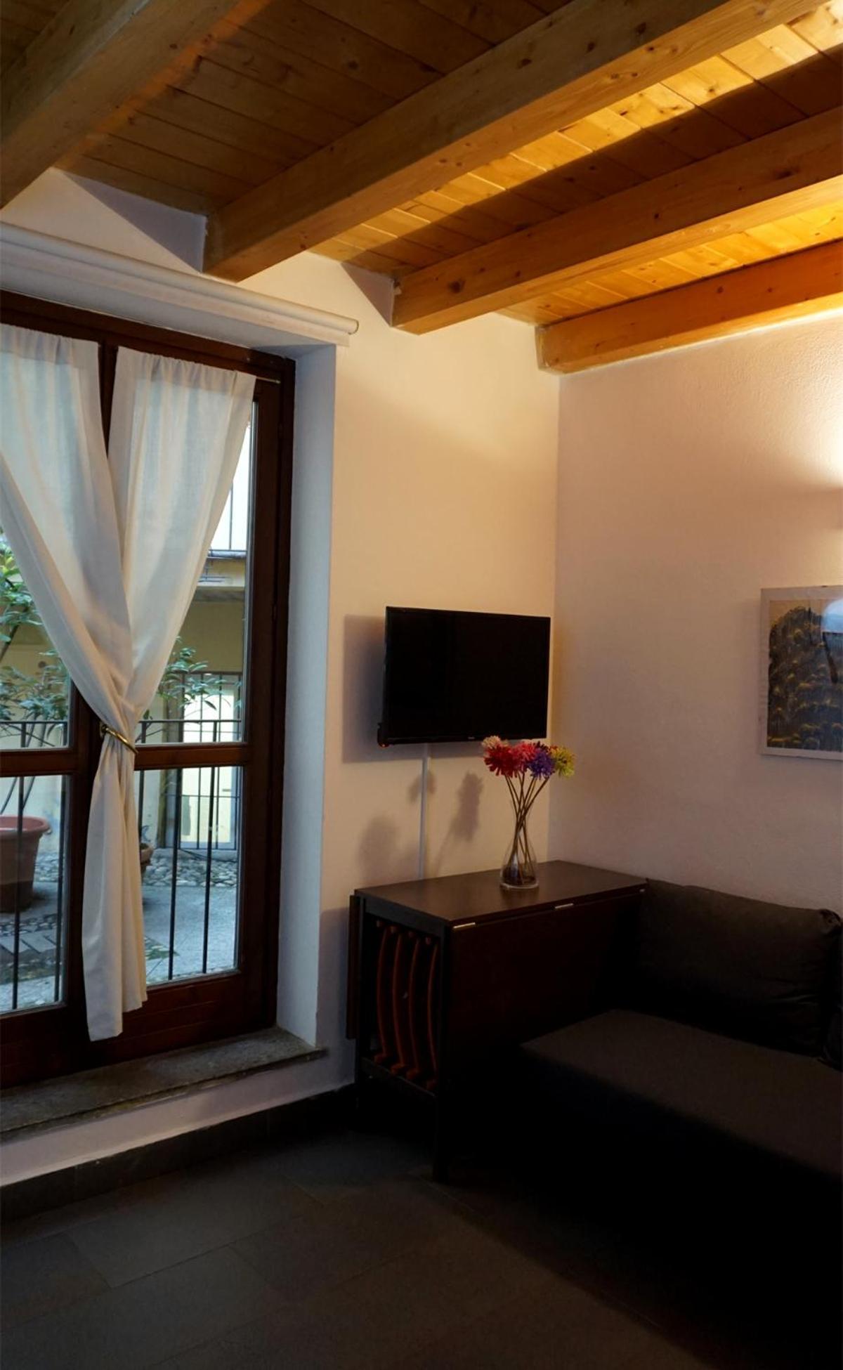 Studio Apartment Vicolo Lavandai Милано Екстериор снимка